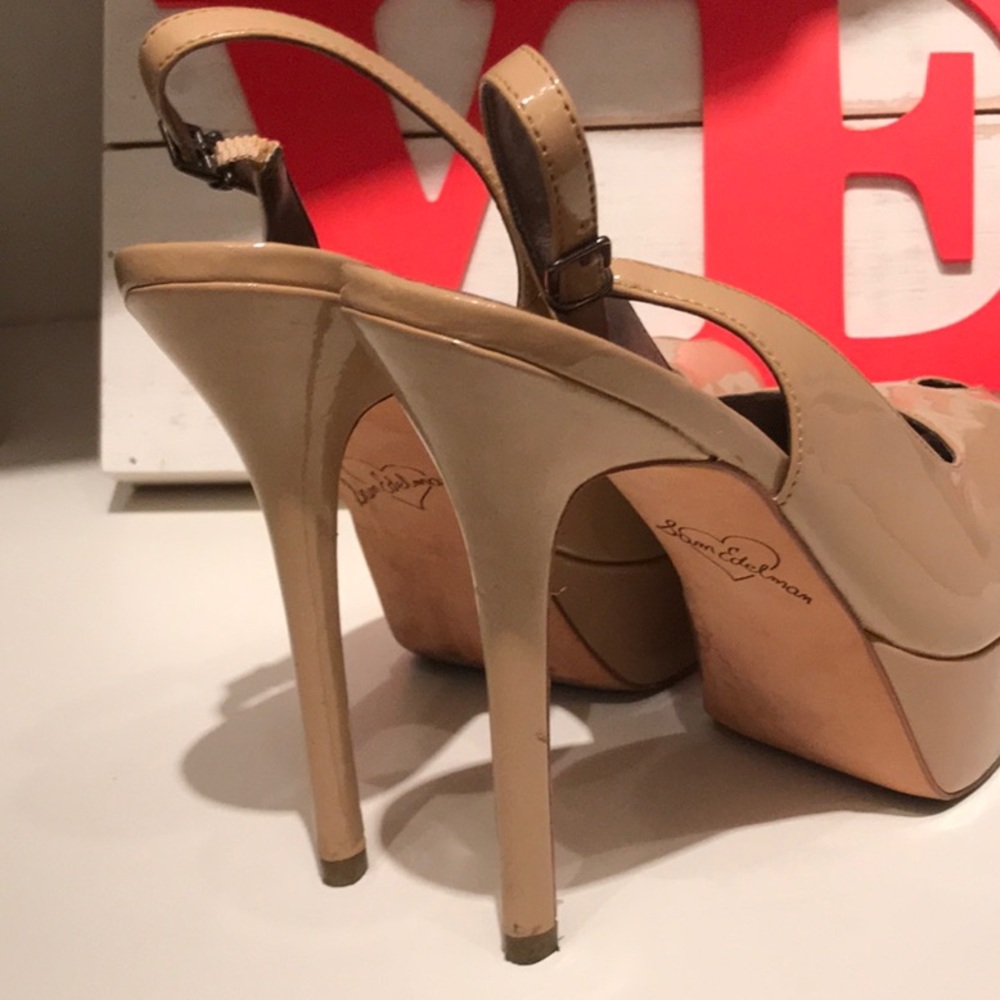 Shoes - Picture 2 of 3